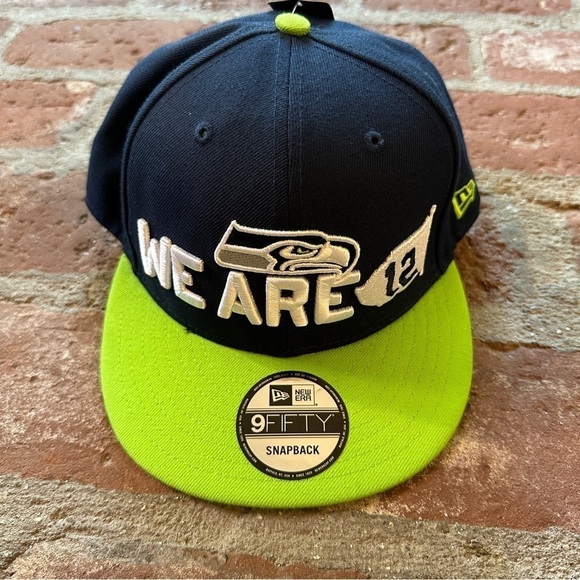 Seattle Seahawks New Era Navy/Neon Green 2018 NFL 9FIFTY Snapback Adjustable Hat - Picture 1 of 15